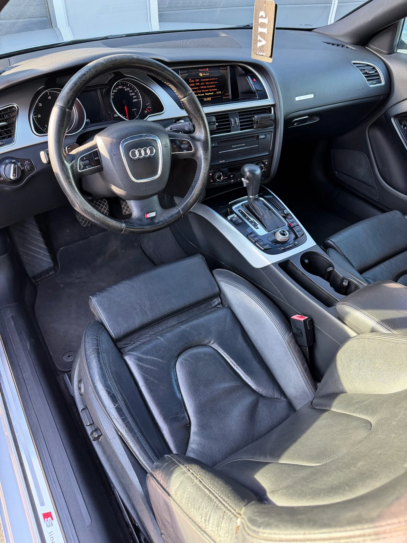 Audi A5 3.0TDI Quattro / TOP!, снимка 8 - Автомобили и джипове - 54598415