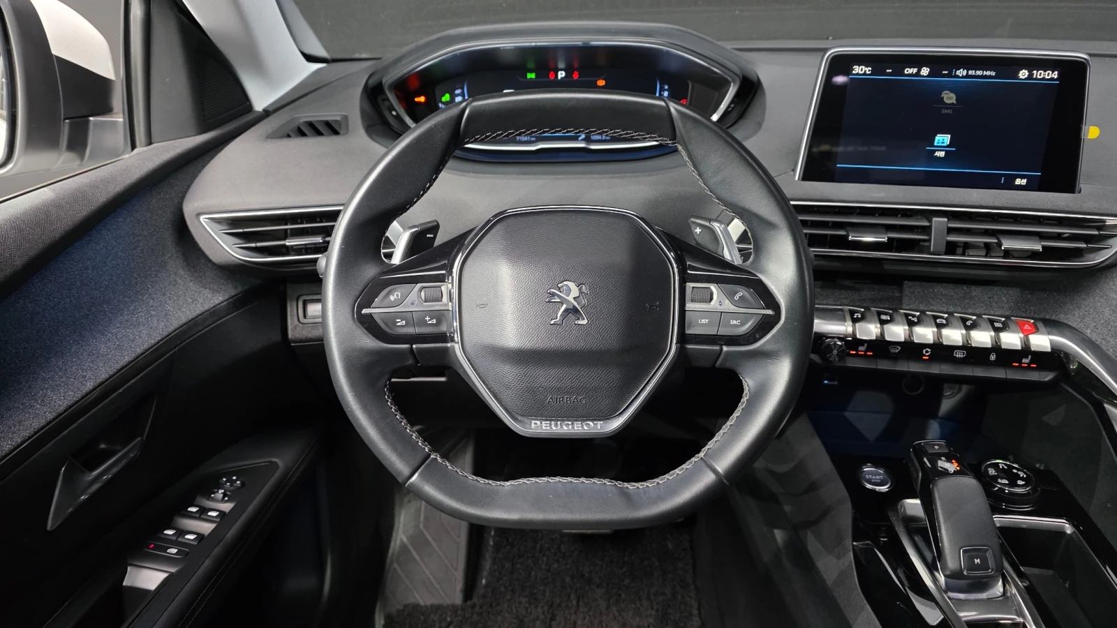 Peugeot 3008 1.6 BlueHDi Allure | Камера | LED | Парктроник, снимка 12 - Автомобили и джипове - 54918986