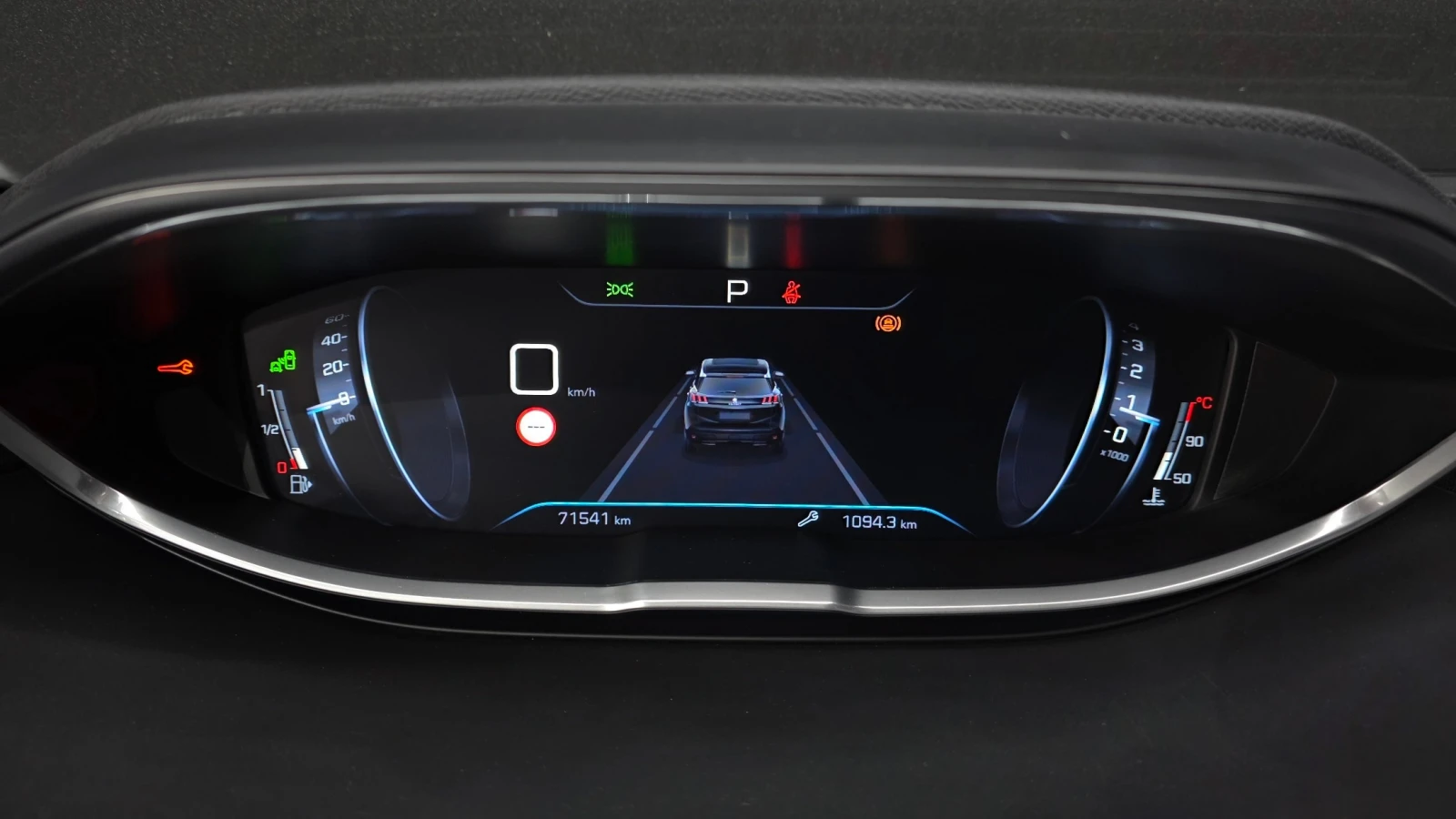 Peugeot 3008 1.6 BlueHDi Allure | Камера | LED | Парктроник, снимка 7 - Автомобили и джипове - 54918986