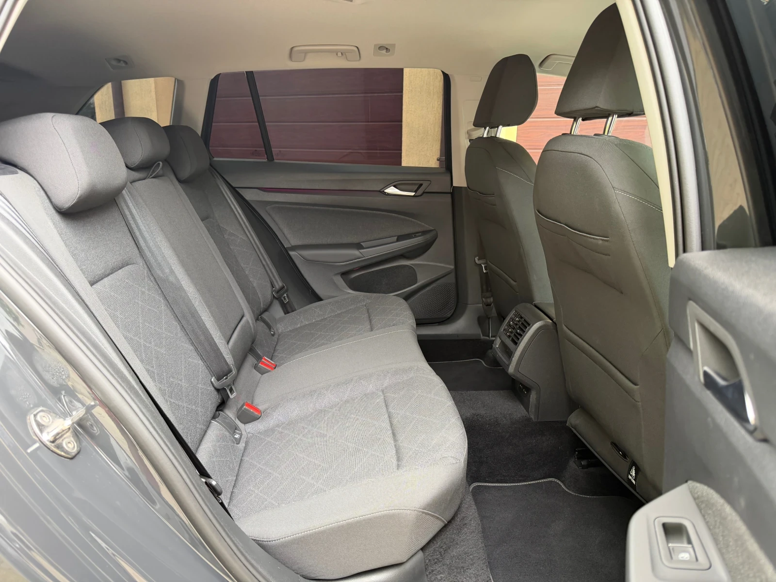 VW Golf 2.0TDI* 150ps*  Пълна Сервизна История в VW!, снимка 10 - Автомобили и джипове - 55138317