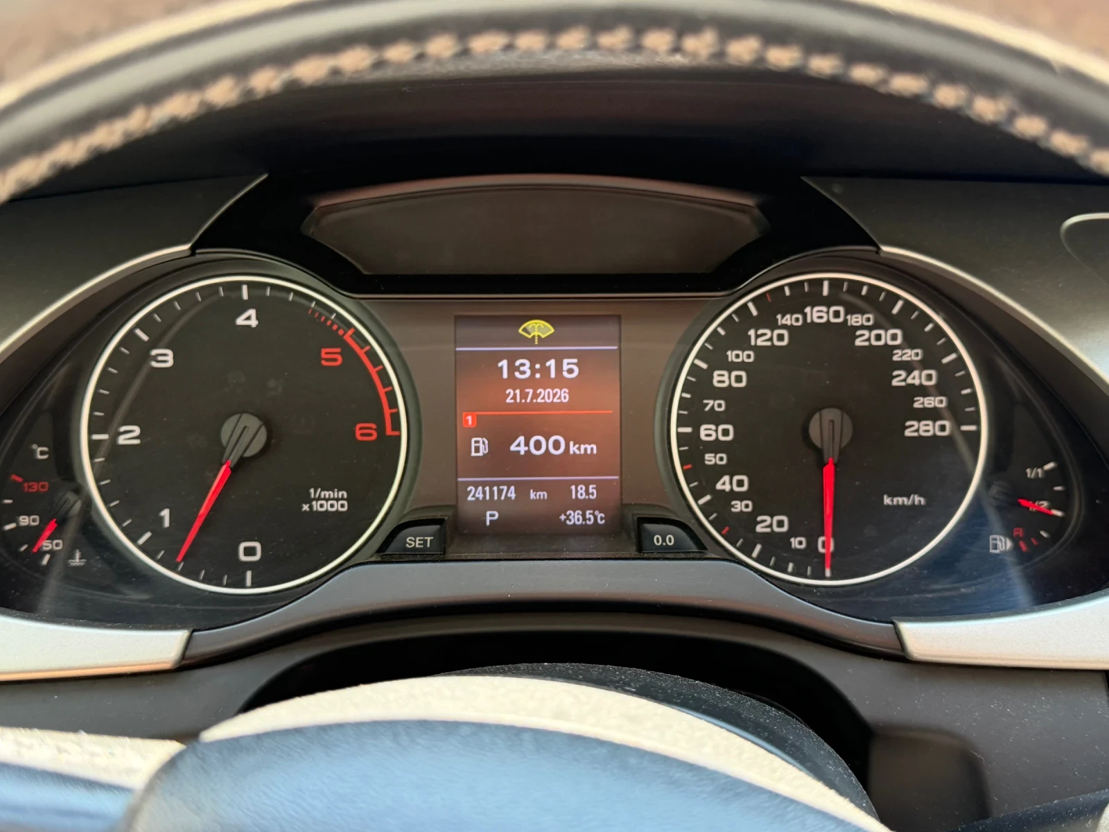 Audi A4 B8, снимка 8 - Автомобили и джипове - 55358925
