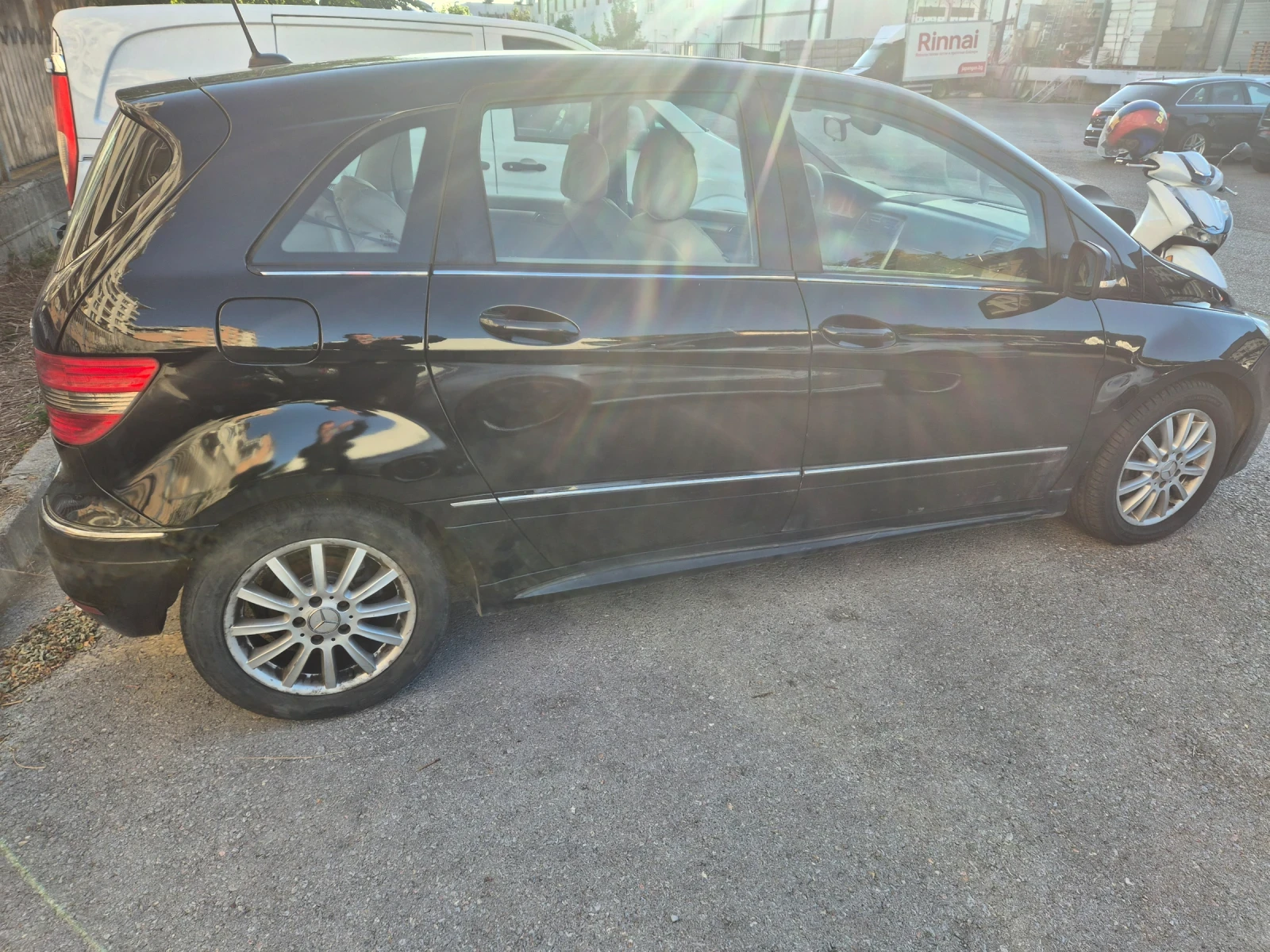 Mercedes-Benz B 180 CDI, снимка 4 - Автомобили и джипове - 55429564