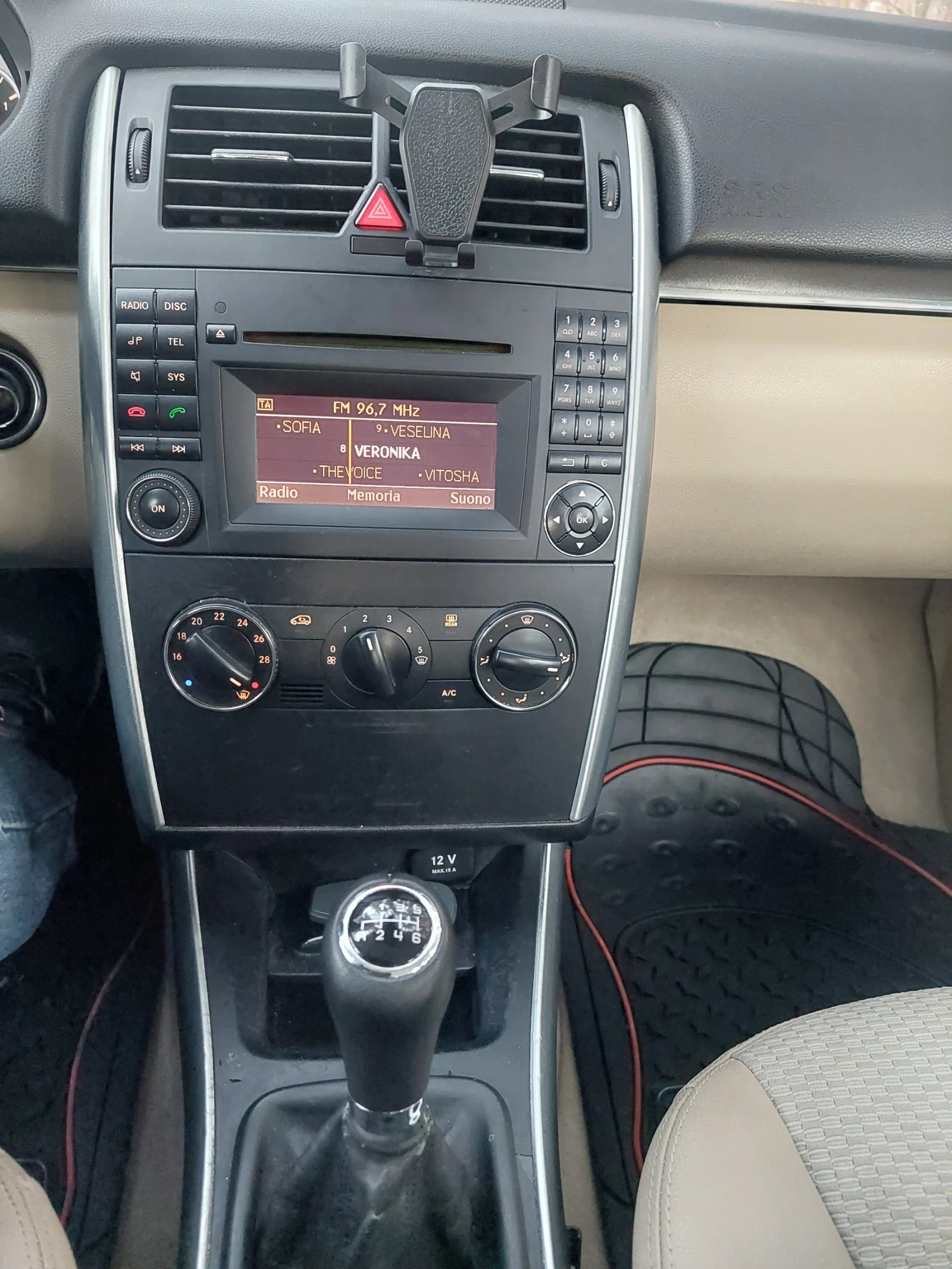 Mercedes-Benz B 180 CDI, снимка 5 - Автомобили и джипове - 55429564