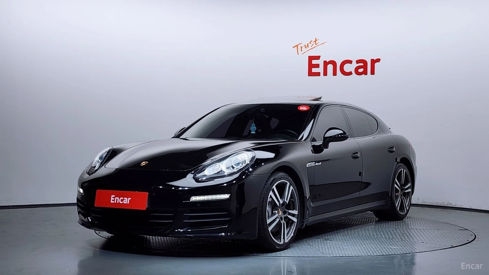 Porsche Panamera 3.0 DIESEL* PANO* ОБДУХВ* ПОДГРЕВ* НАВИ* КАМЕРА