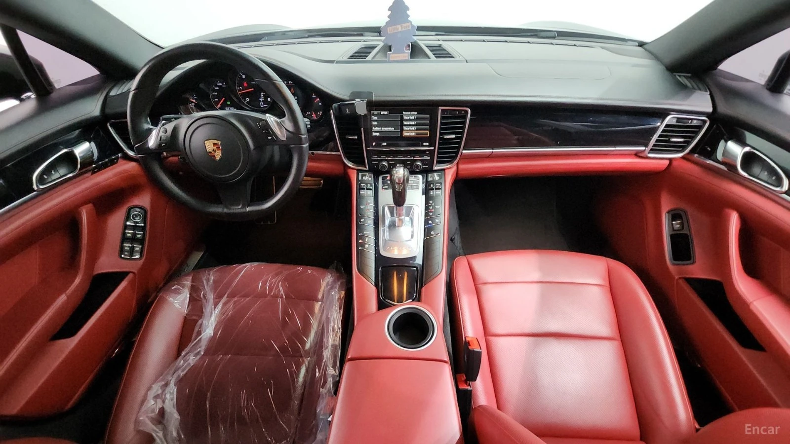 Porsche Panamera 3.0 DIESEL* PANO* ОБДУХВ* ПОДГРЕВ* НАВИ* КАМЕРА, снимка 7 - Автомобили и джипове - 55434943