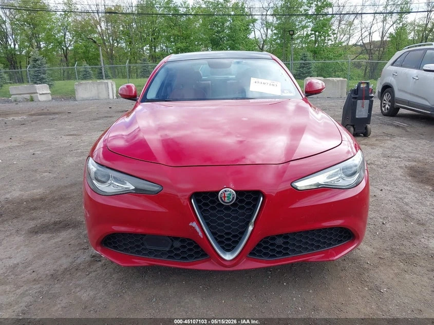 Alfa Romeo Giulia 2.0l Awd, снимка 12 - Автомобили и джипове - 55586546