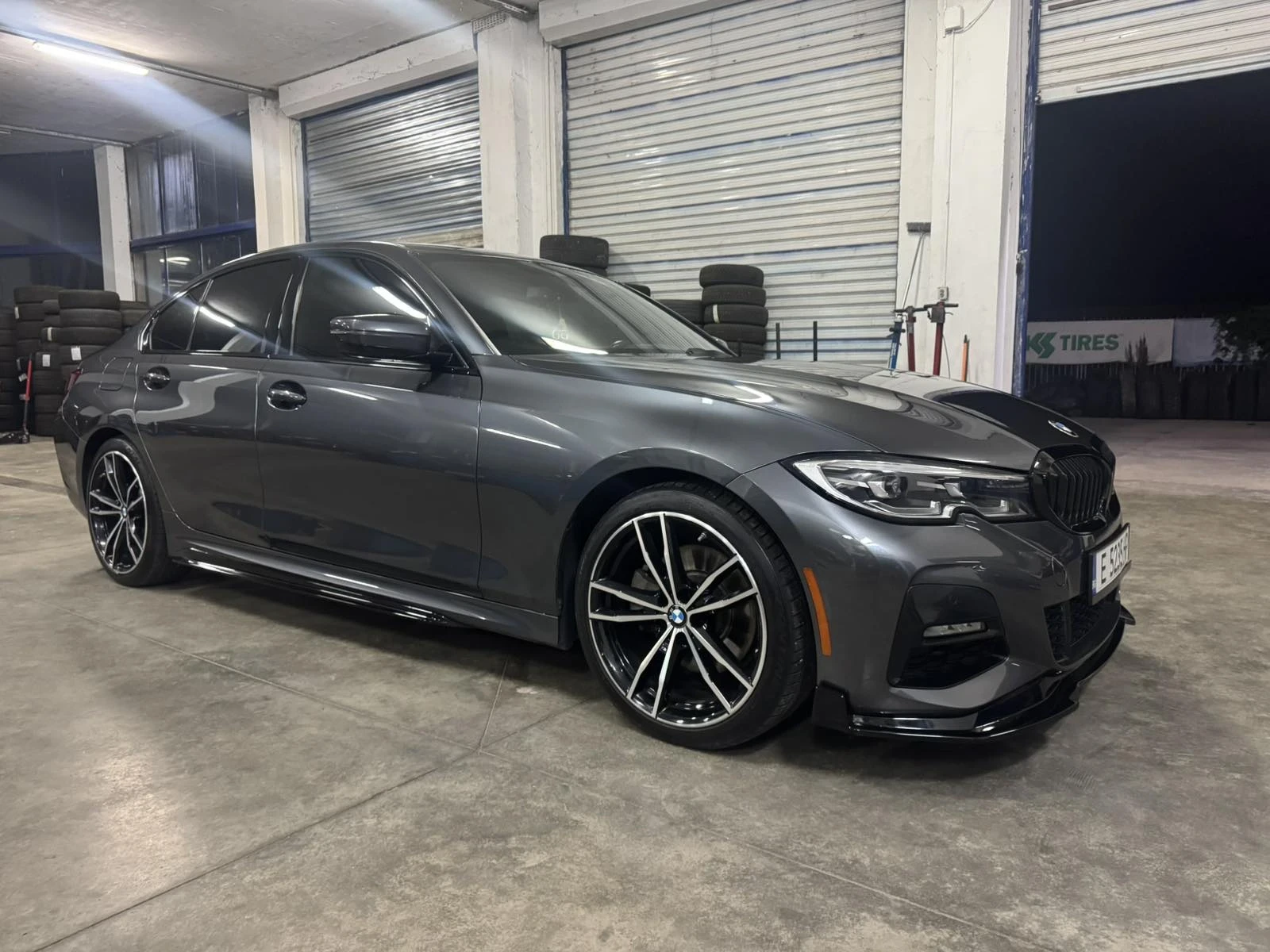 BMW 330 BMW 330XI M sport shadow line 