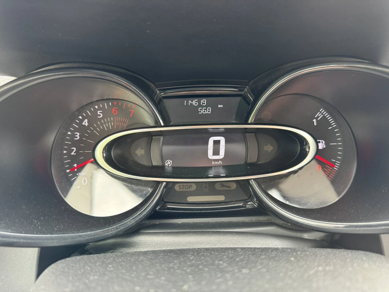 Renault Clio TCE * GAZ * KLiMA * LED * , снимка 10 - Автомобили и джипове - 55868089