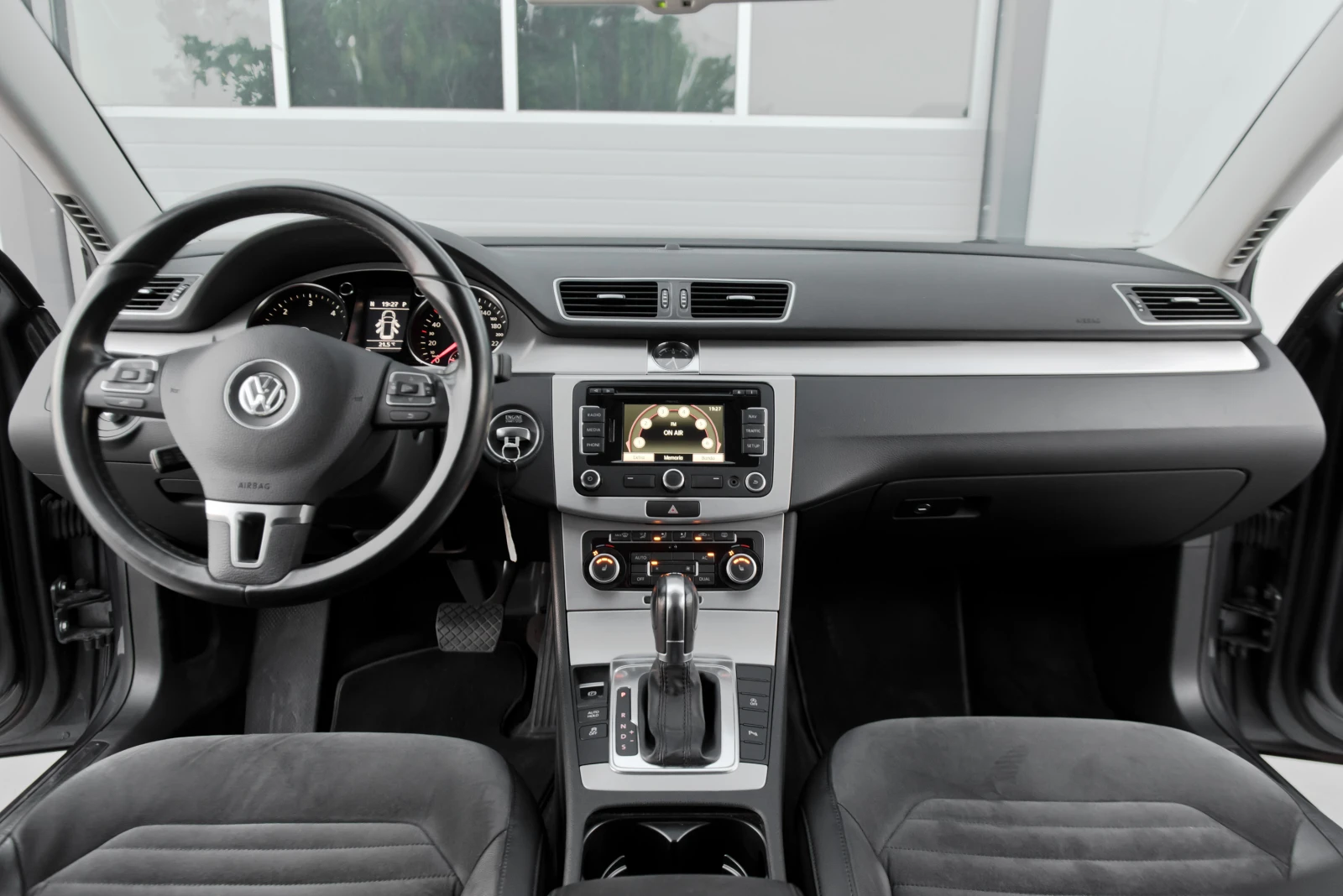 VW Passat Highline 2, 0/140�.�. | Mobile.bg � ����������� 12