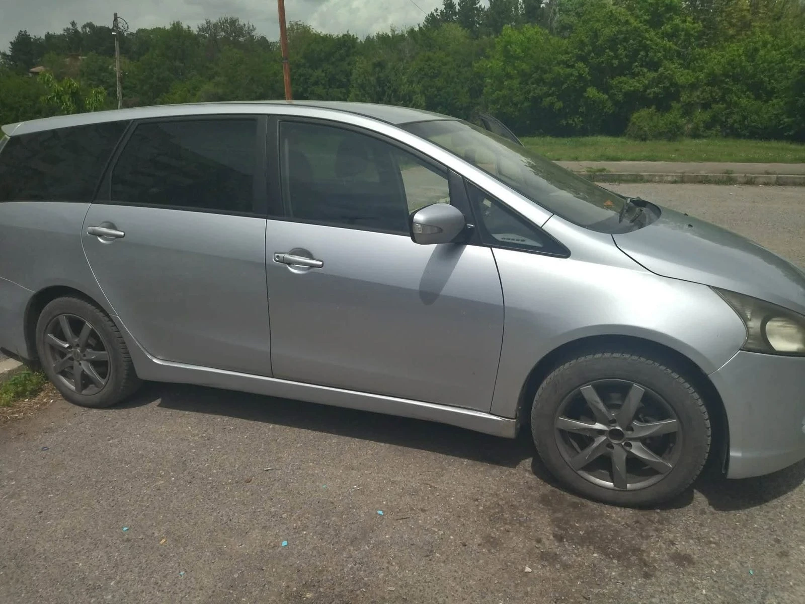 Mitsubishi Grandis, снимка 5 - Автомобили и джипове - 56130512