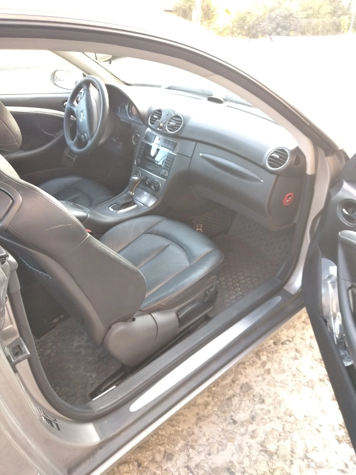 Mercedes-Benz CLK 320 LPG, снимка 12 - Автомобили и джипове - 56187506