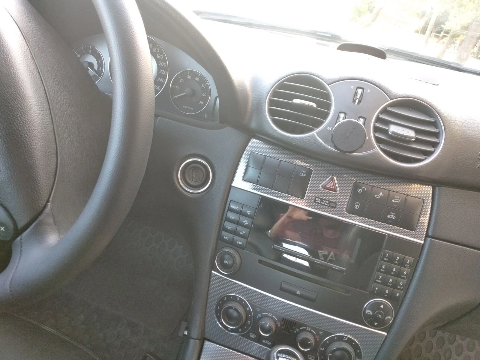 Mercedes-Benz CLK 320 LPG, снимка 10 - Автомобили и джипове - 56187506