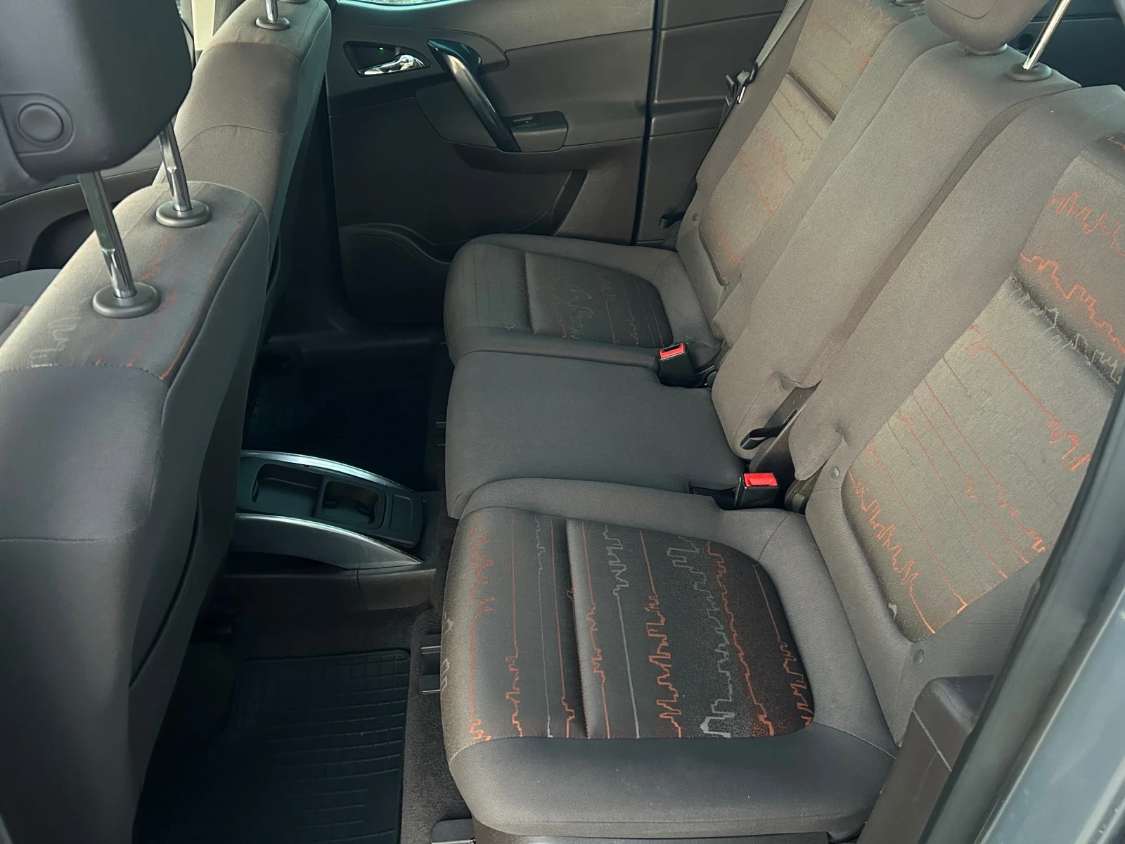 Opel Meriva 1.4T А/С E5 , снимка 7 - Автомобили и джипове - 56202567