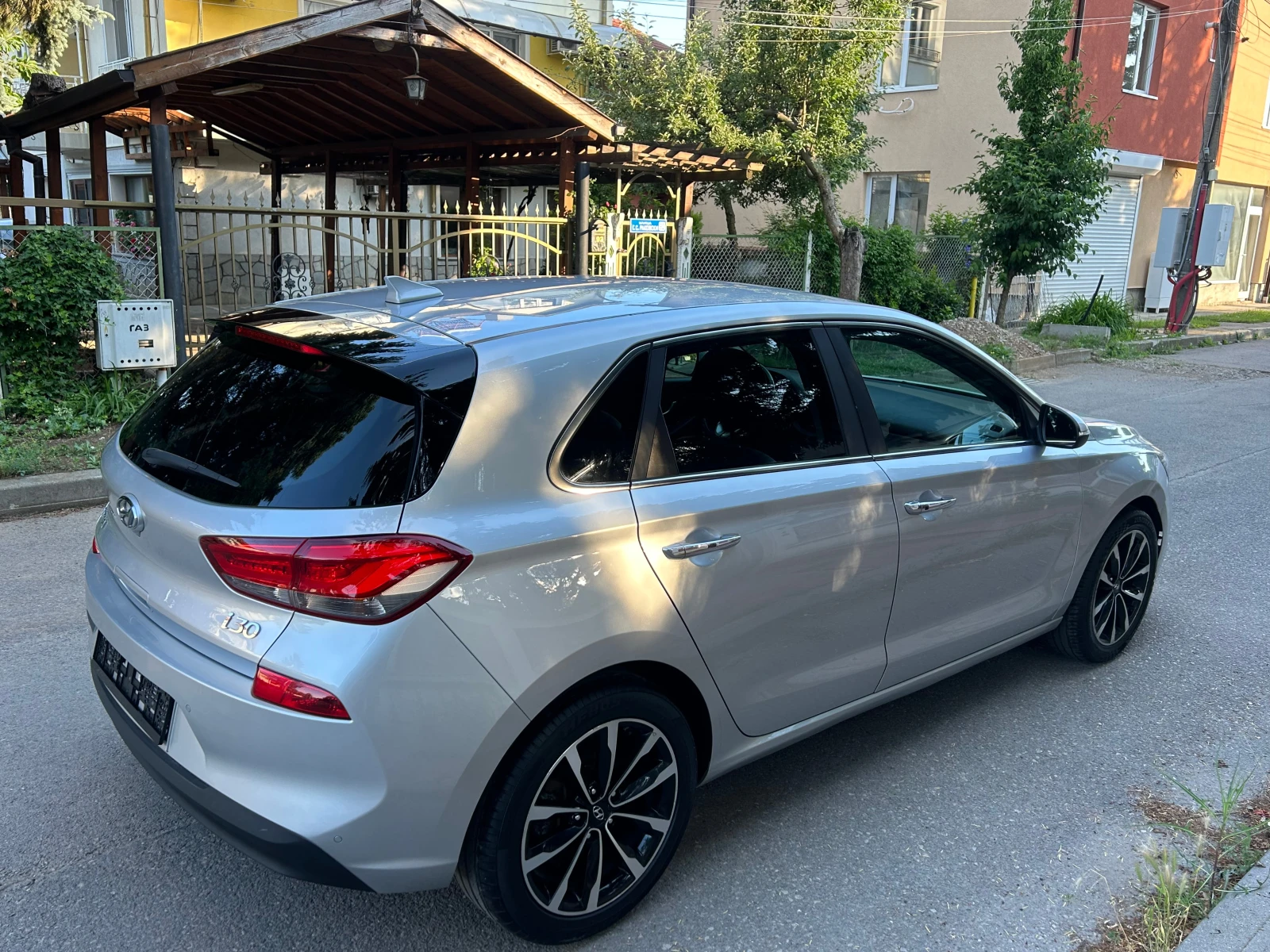 Hyundai I30 1, 6CRDI 136К AVTOMAT, снимка 4 - Автомобили и джипове - 56226334
