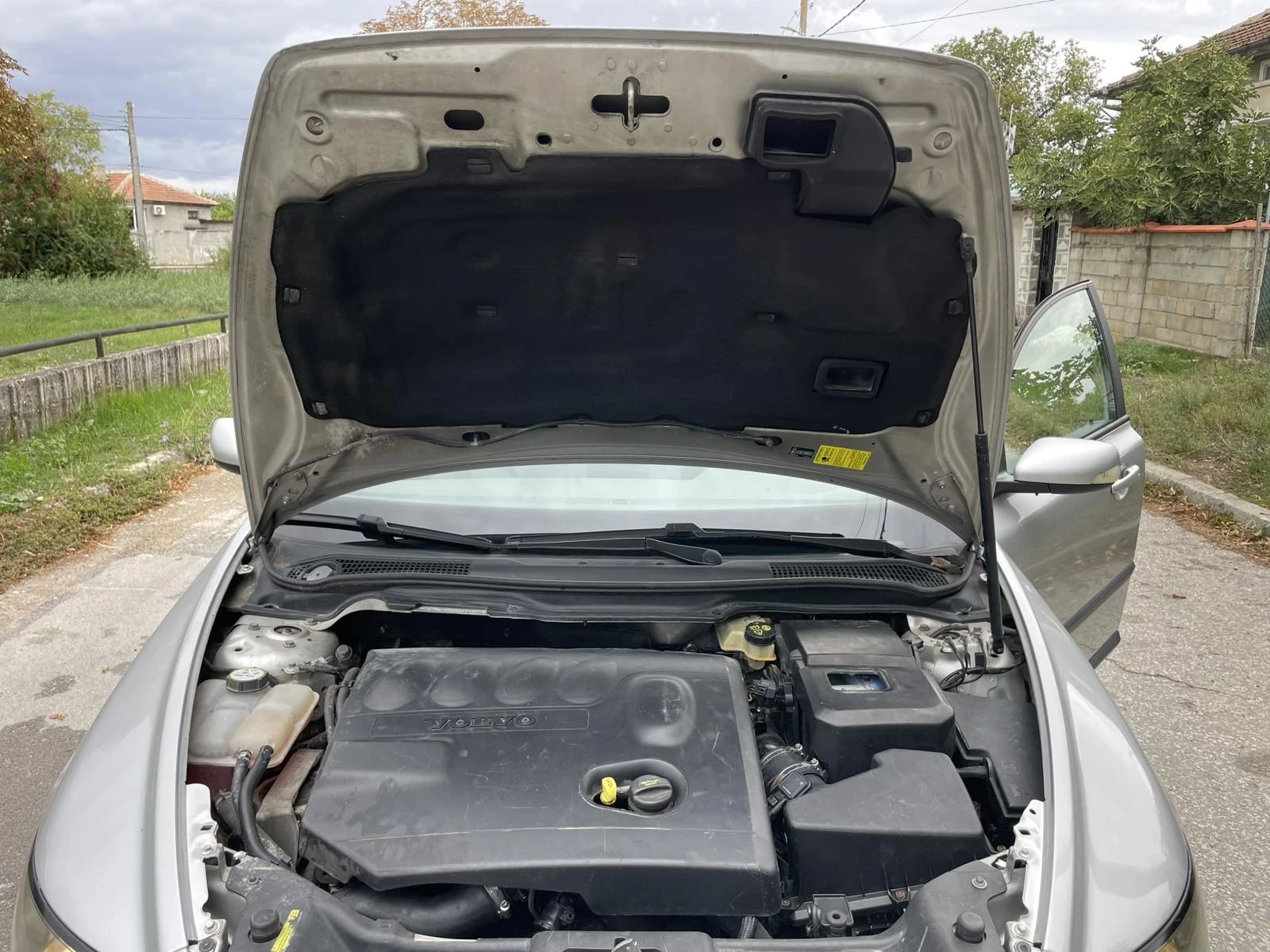 Volvo V50 2.0HDi Facelift, снимка 11 - Автомобили и джипове - 56263813