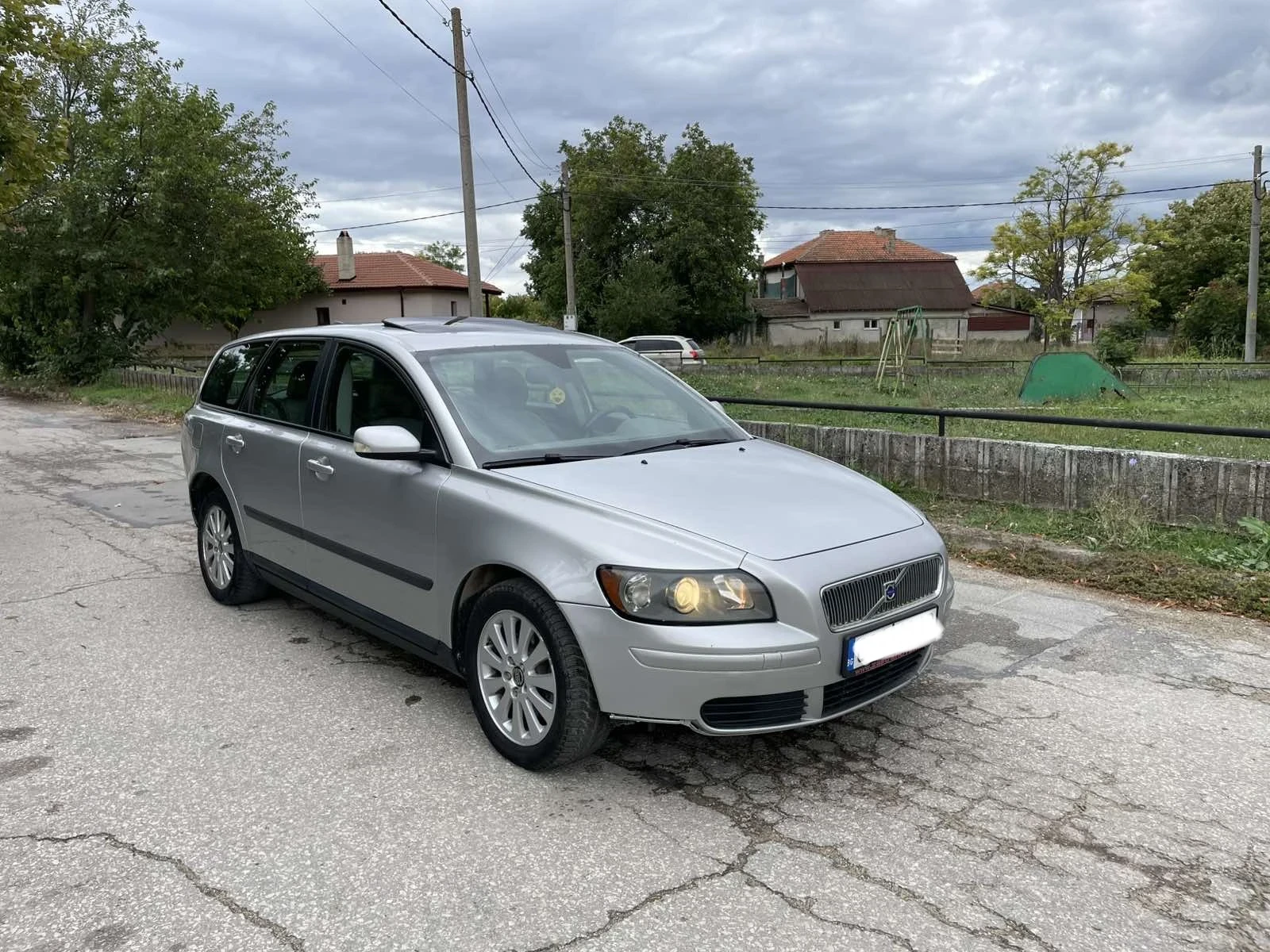 Volvo V50 2.0HDi Facelift, снимка 5 - Автомобили и джипове - 56263813