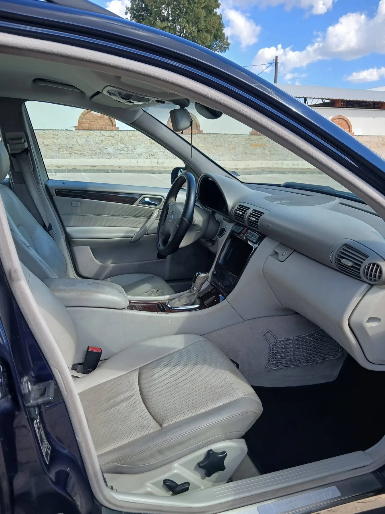 Mercedes-Benz C 270 CDI, снимка 6 - Автомобили и джипове - 56331548