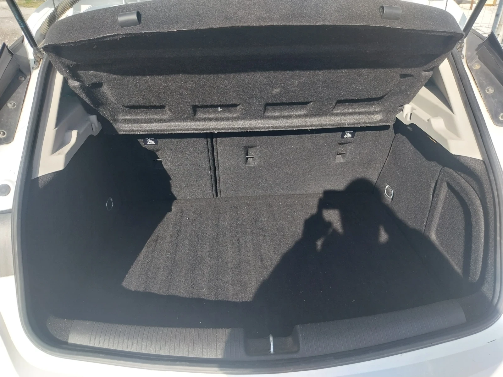 Opel Astra 1.6, снимка 11 - Автомобили и джипове - 56640820