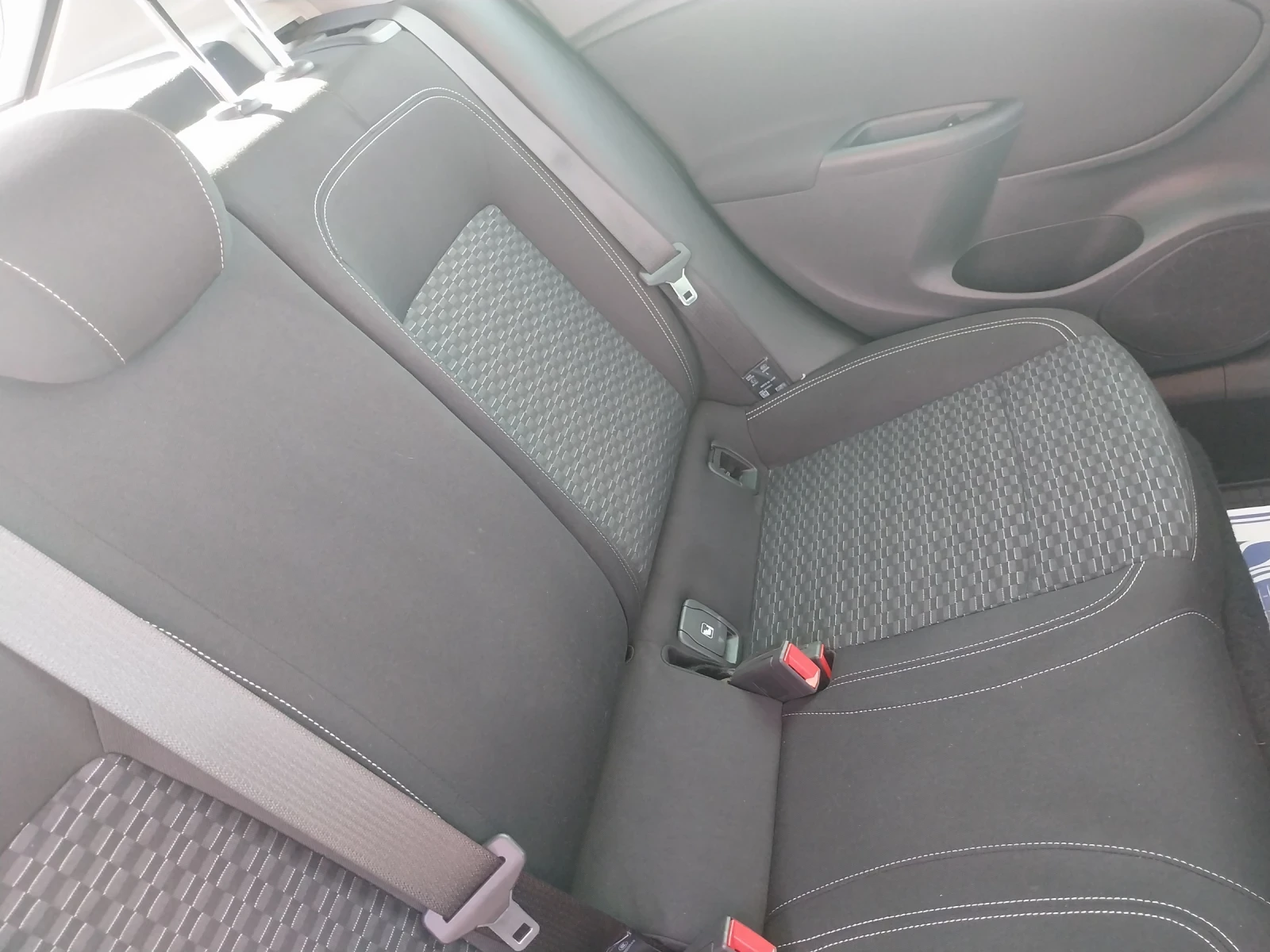 Opel Astra 1.6, снимка 8 - Автомобили и джипове - 56640820