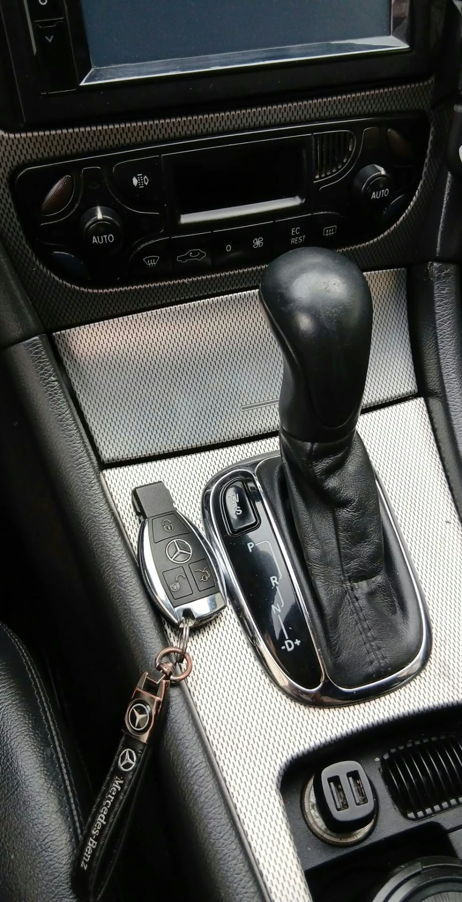 Mercedes-Benz 200, снимка 6 - Автомобили и джипове - 56566281