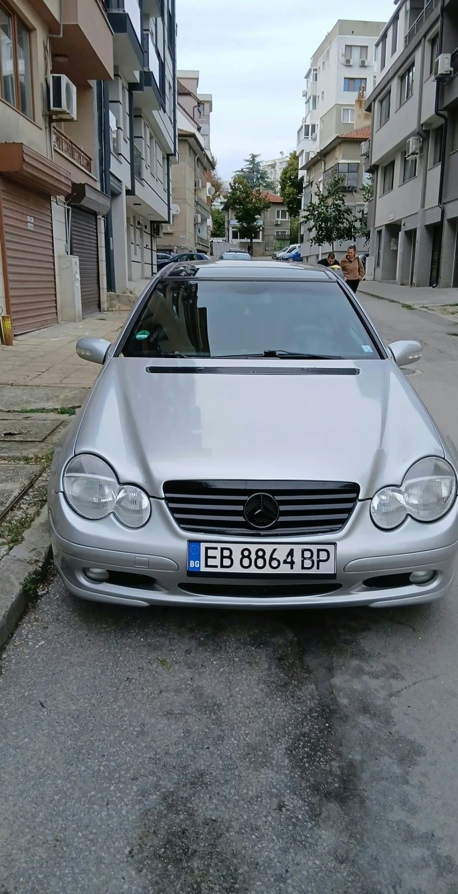 Mercedes-Benz 200