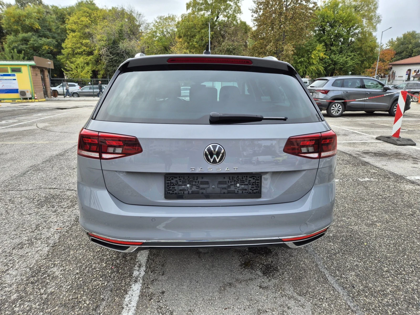 VW Passat 2.0TDI Face Elegance Digital Distr Камера , снимка 6 - Автомобили и джипове - 56747709