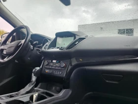 Ford Escape Titanium AWD АвтоКредит  (ЦЕНА ДО БГ), снимка 3