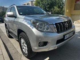 Обява за продажба на Toyota Land cruiser KEYLESS* КОЖА* КАМЕРА* ХЛАДИЛНИК* ТЕГЛИЧ ~43 000 лв. - изображение 2