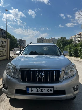 Обява за продажба на Toyota Land cruiser KEYLESS* КОЖА* КАМЕРА* ХЛАДИЛНИК* ТЕГЛИЧ ~43 000 лв. - изображение 1