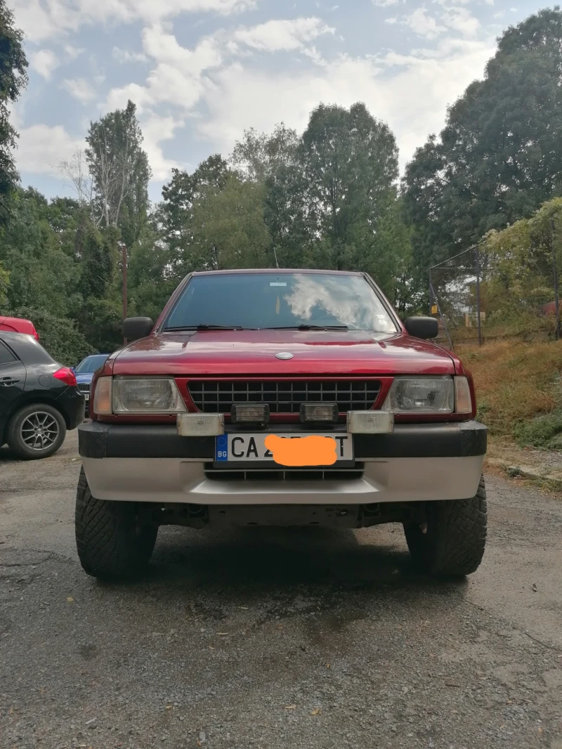 Opel Frontera 2.0, снимка 2 - Автомобили и джипове - 47378527