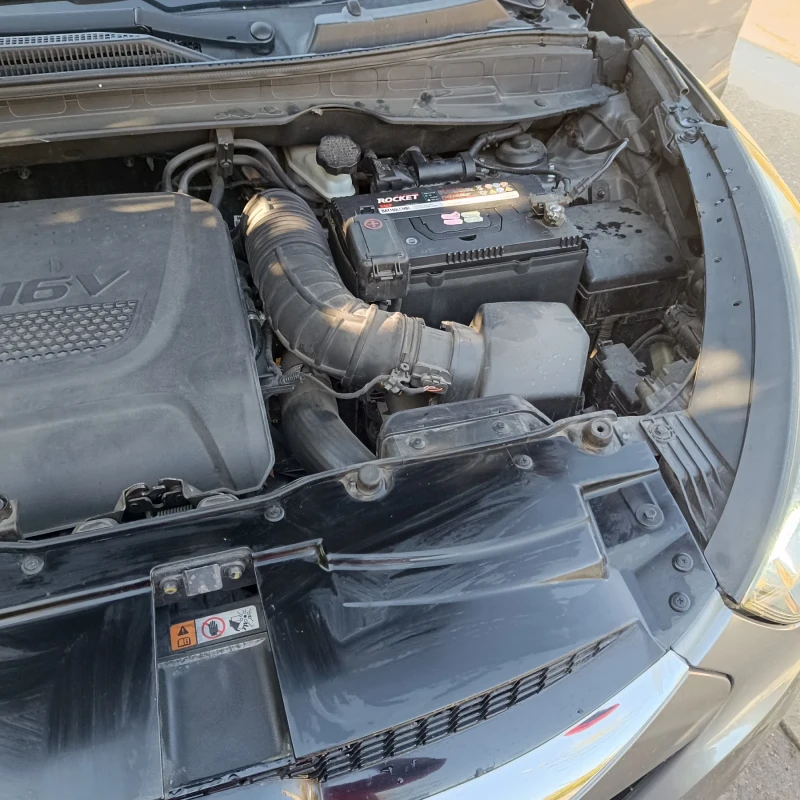 Hyundai IX35, снимка 3 - Автомобили и джипове - 52310905