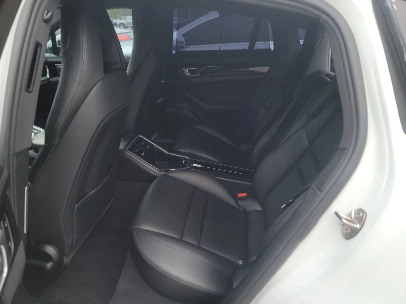 Porsche Panamera 4 BOSE/DISTRONIC/ВАКУУМ/ОБДУХВАНЕ, снимка 10 - Автомобили и джипове - 52693842