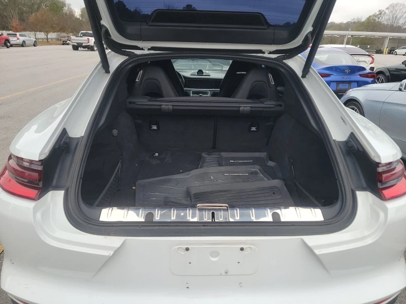 Porsche Panamera 4 BOSE/DISTRONIC/ВАКУУМ/ОБДУХВАНЕ, снимка 11 - Автомобили и джипове - 52693842