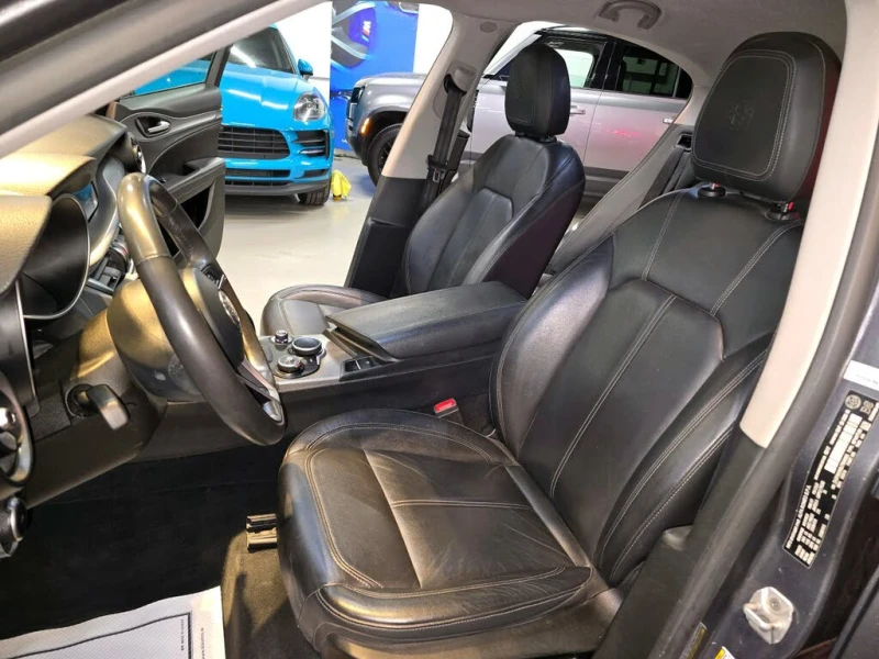 Alfa Romeo Stelvio 4х4* КАМЕРА* ПОДГРЕВ* KEYLESS, снимка 6 - Автомобили и джипове - 53337375