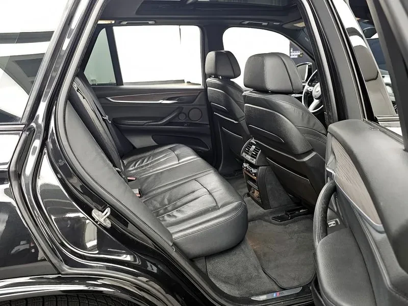 BMW X5 (F15) xDrive 40D Black & White, снимка 12 - Автомобили и джипове - 54917306