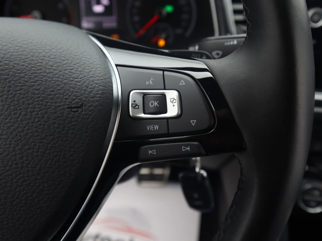 VW T-Roc 2.0 TSI Sport 4Motion | Mobile.bg   11