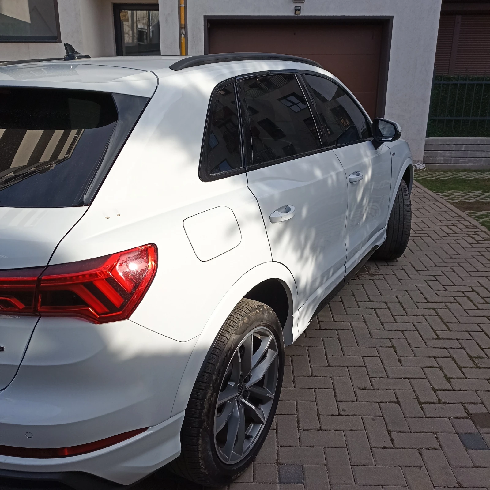 Audi Q3 2.0 TFSI 45 S-LINE PREMIUM Quattro - изображение 3
