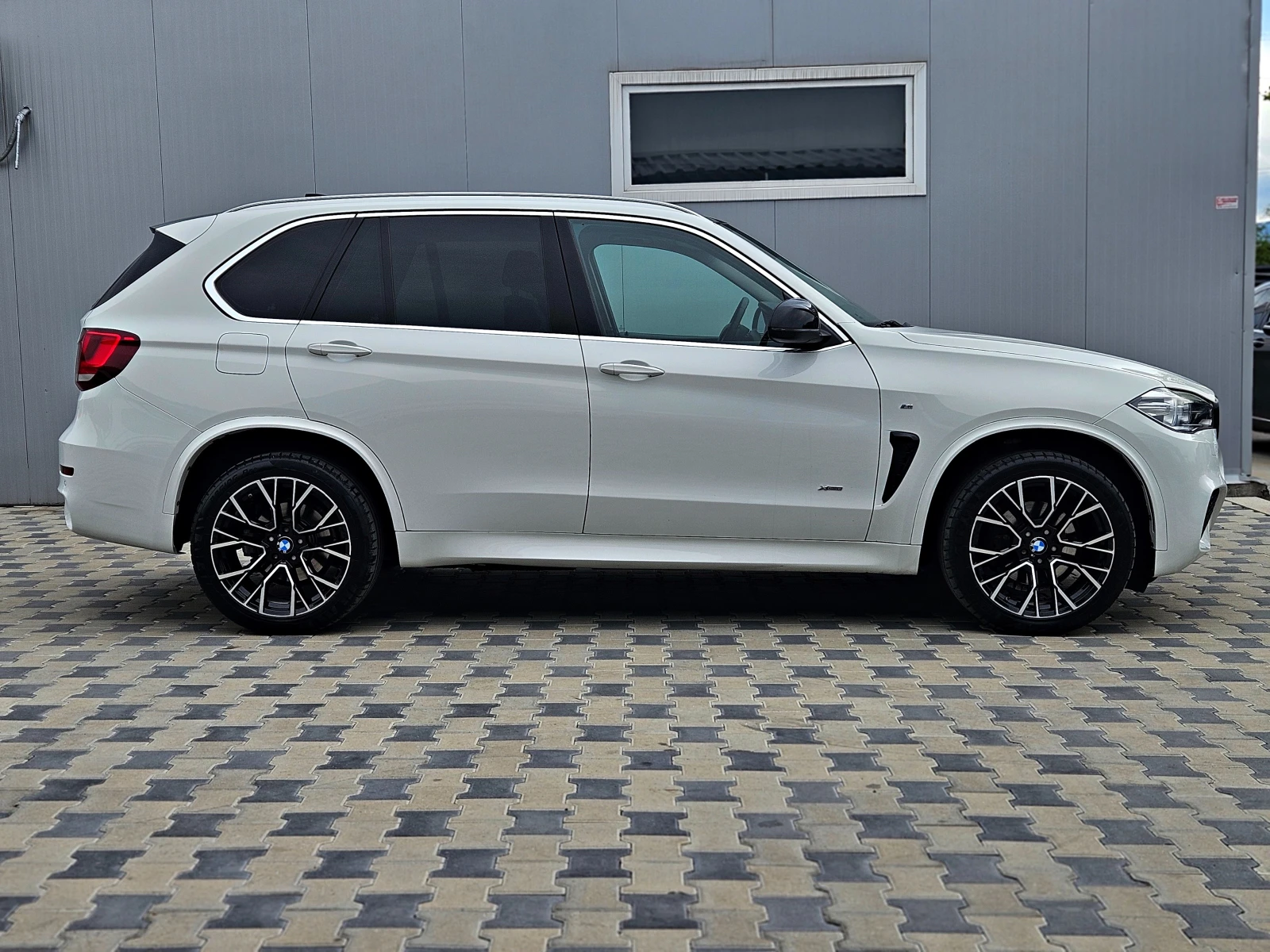 BMW X5 M/3.0XD/CAMERA/AMBIENT/ПОДГРЕВ/LINE AS/ПАМЕТ/LIZIN - изображение 4