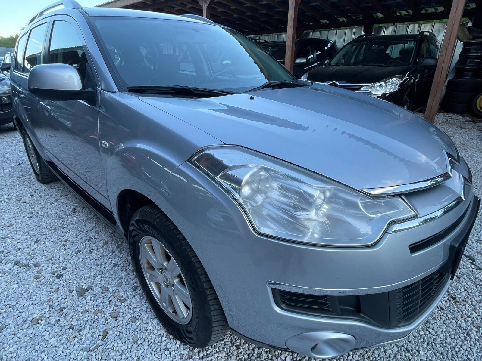 Citroen C-Crosser 2.2 HDI 4x4 - изображение 5