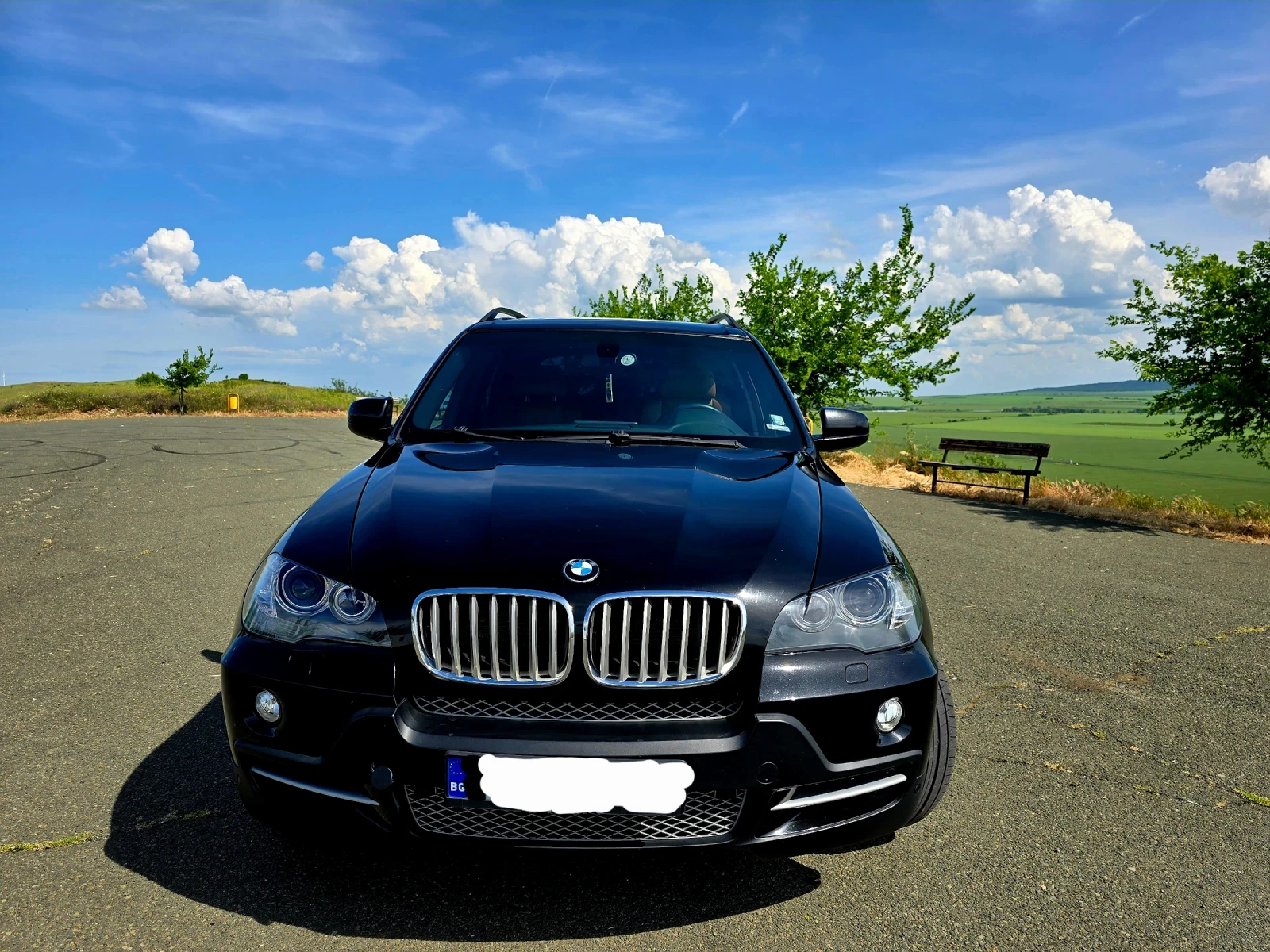 BMW X5 4.8i - изображение 5