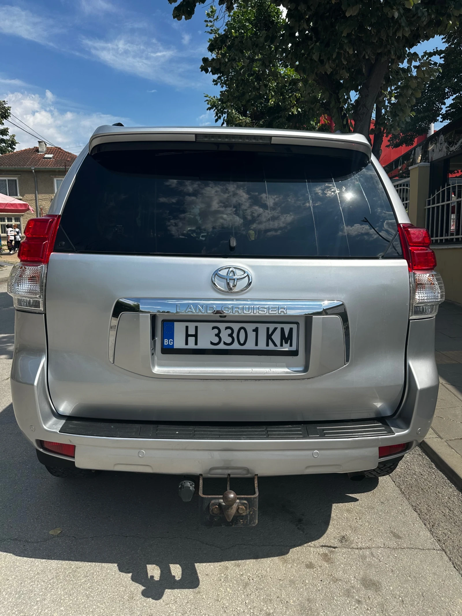 Toyota Land cruiser KEYLESS* КОЖА* КАМЕРА* ХЛАДИЛНИК* ТЕГЛИЧ - изображение 6
