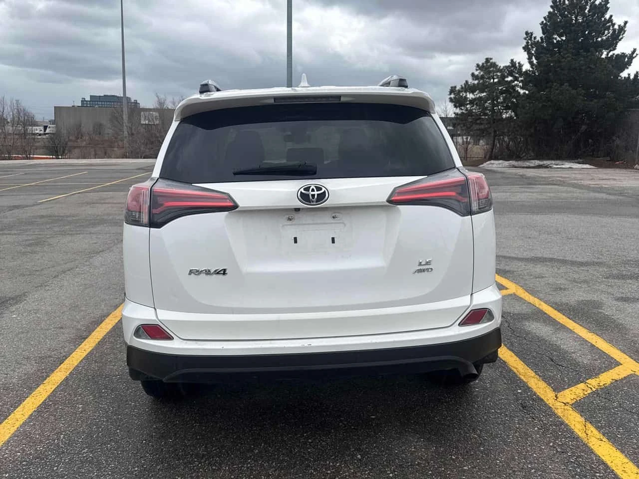 Toyota Rav4 * LE * ПОДГРЕВ * ОТ ЛИЗЕНЗИРАНО ПРЕДСТАВИТЕЛСТВО, снимка 5 - Автомобили и джипове - 53959755