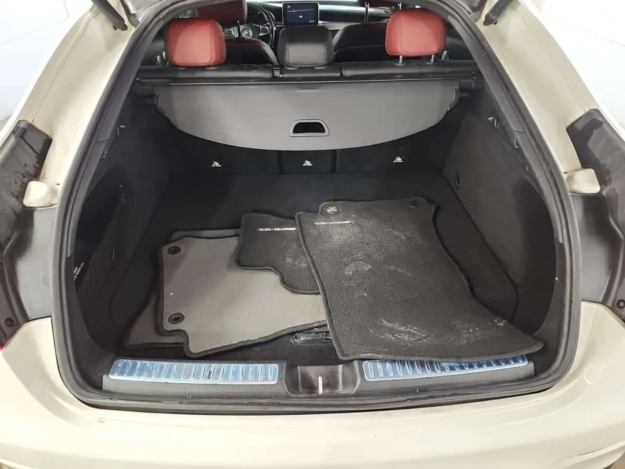 Mercedes-Benz GLC 300 Coupe AMG Line * ��� �������� * Burmester * CARFAX | Mobile.bg � ����������� 13