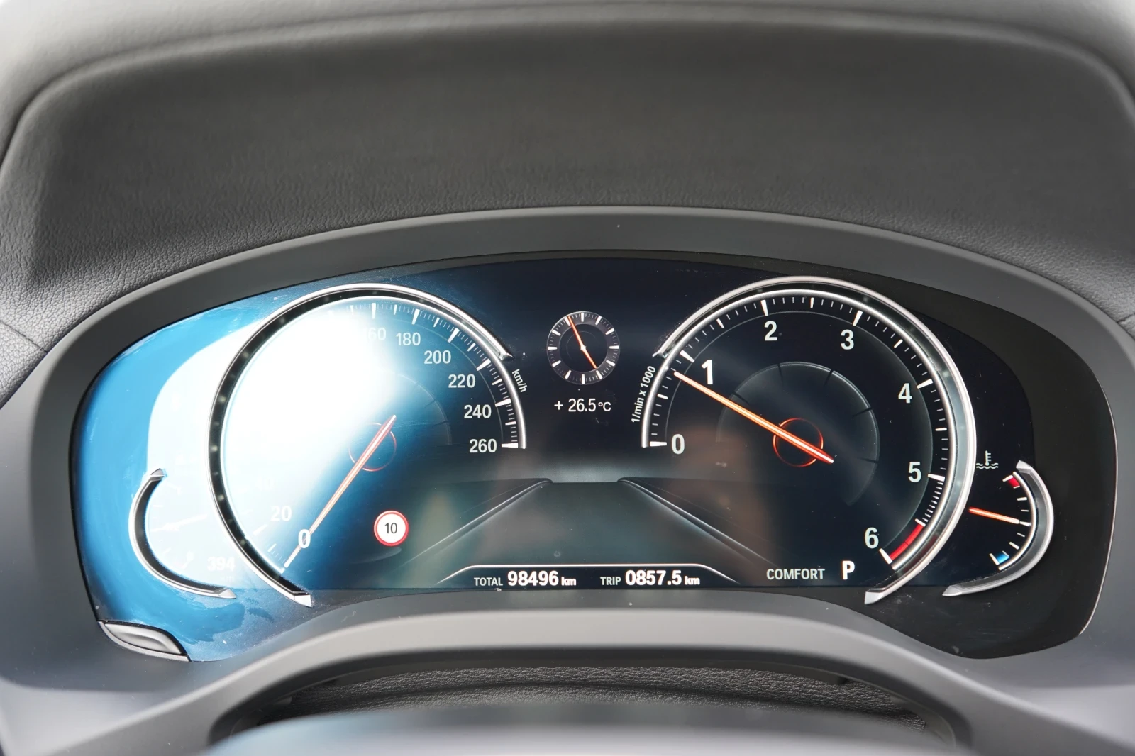 BMW X3 2.0d* M-PACK* HEAD-UP* MEMORY* KEYLESS* NIGHT* , снимка 10 - Автомобили и джипове - 54823069