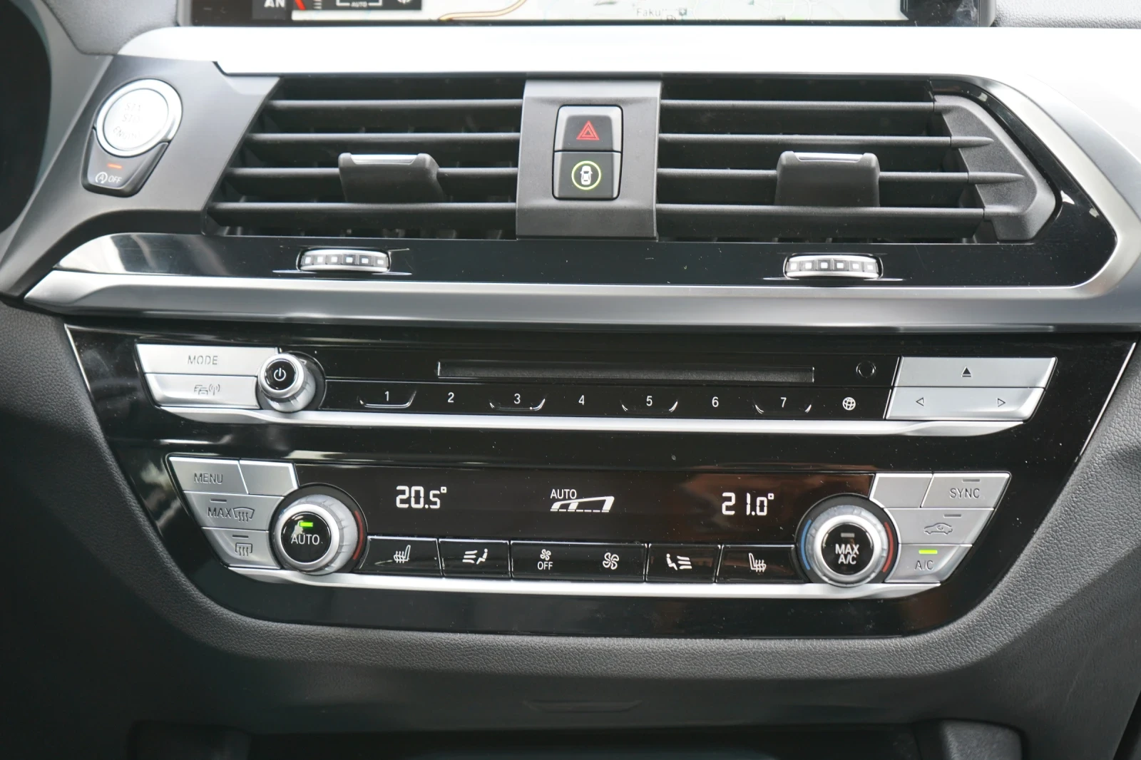 BMW X3 2.0d* M-PACK* HEAD-UP* MEMORY* KEYLESS* NIGHT* , снимка 12 - Автомобили и джипове - 54823069