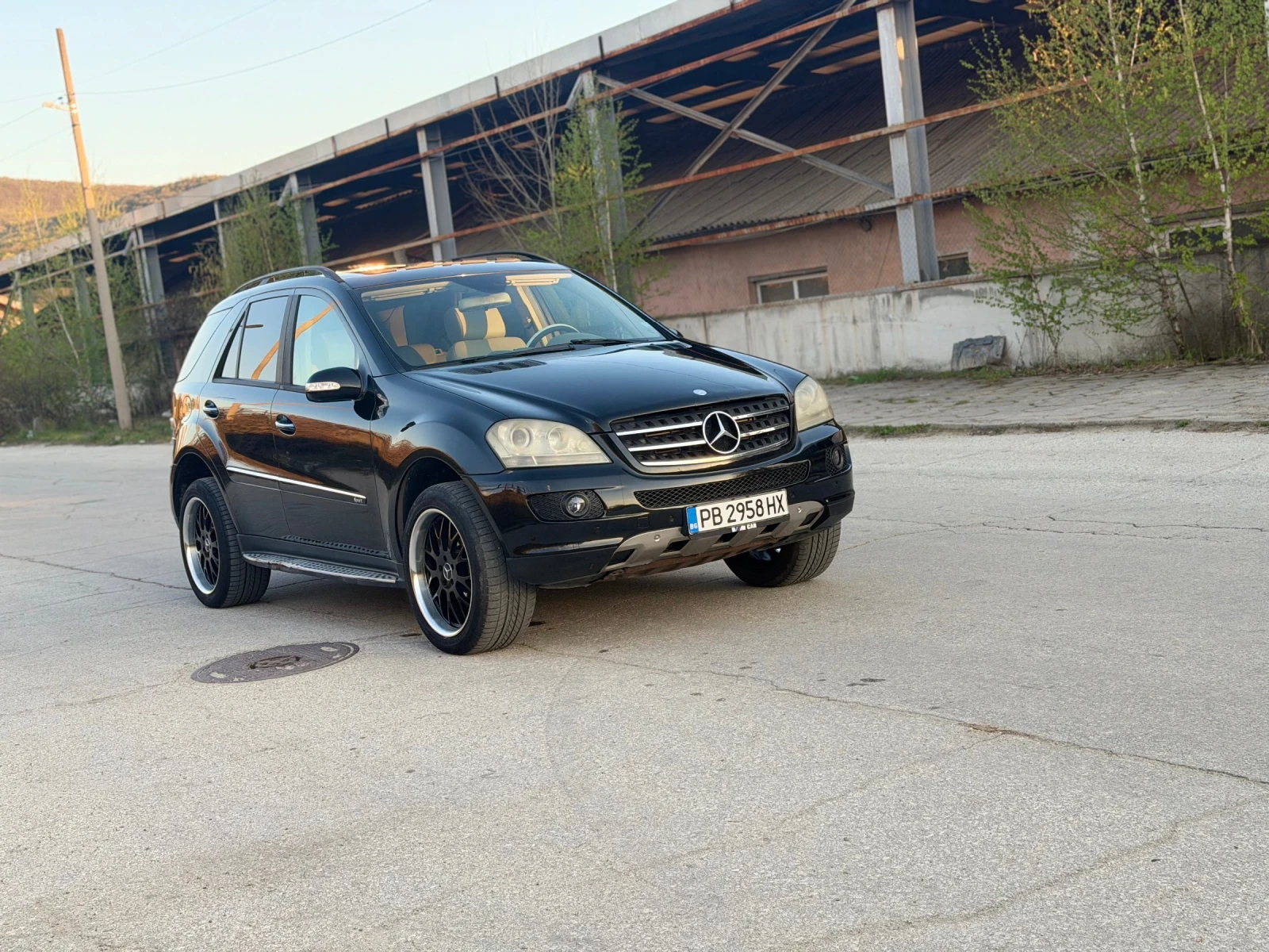 Mercedes-Benz ML 320, снимка 10 - Автомобили и джипове - 54886060