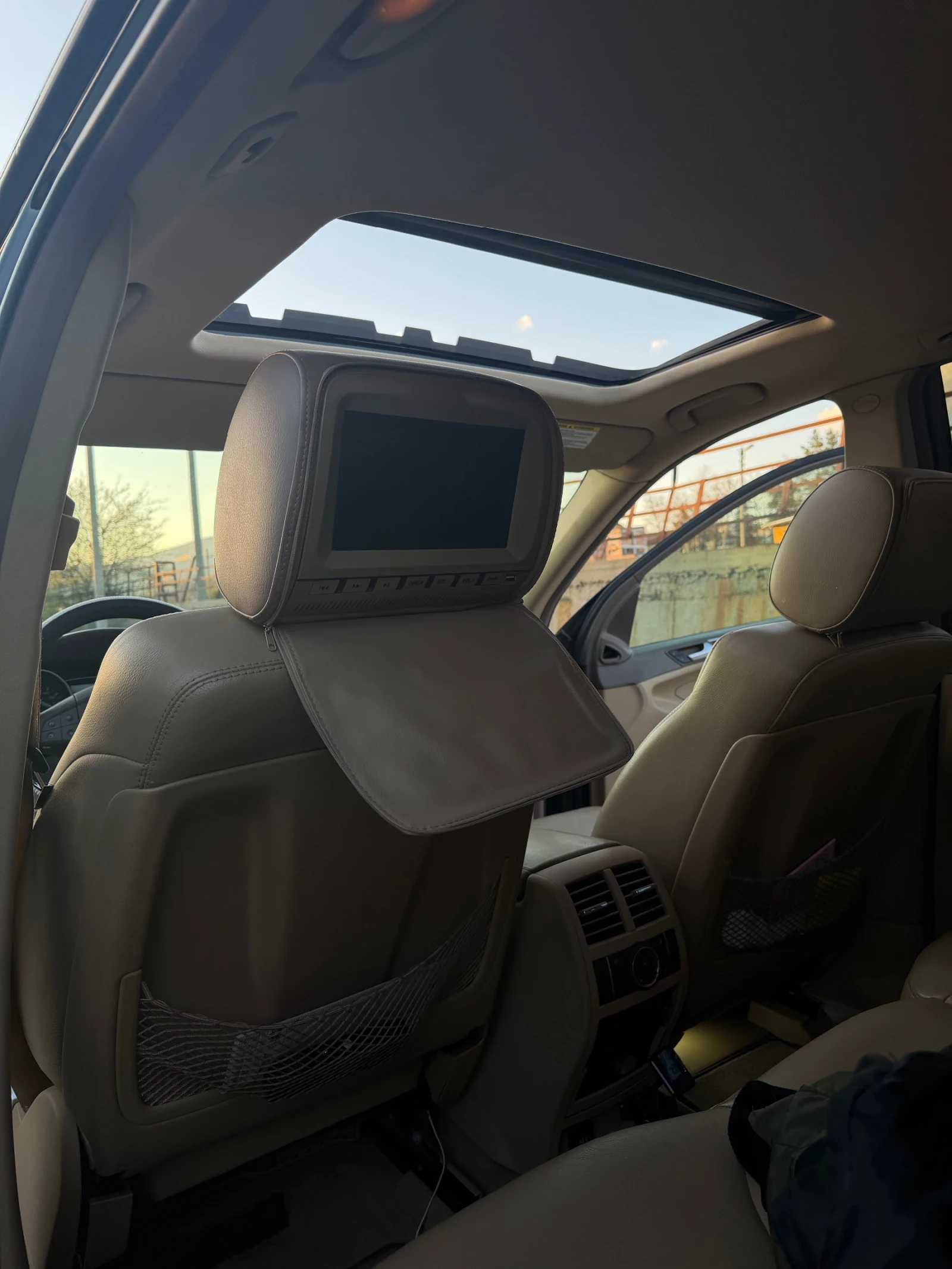 Mercedes-Benz ML 320, снимка 2 - Автомобили и джипове - 54886060