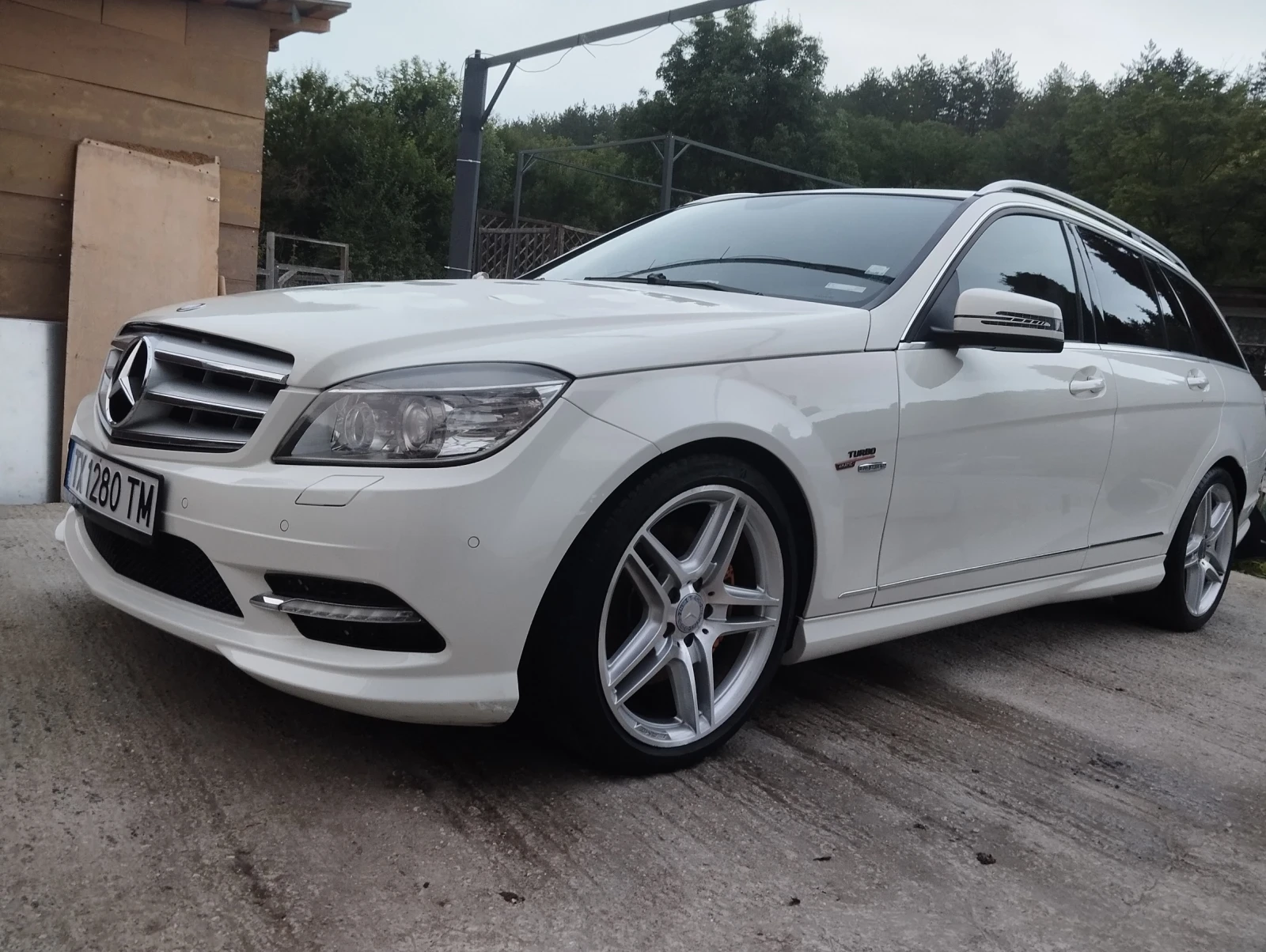 Mercedes-Benz C 250 CDI  4* 4  AMG paket, снимка 2 - Автомобили и джипове - 55225903