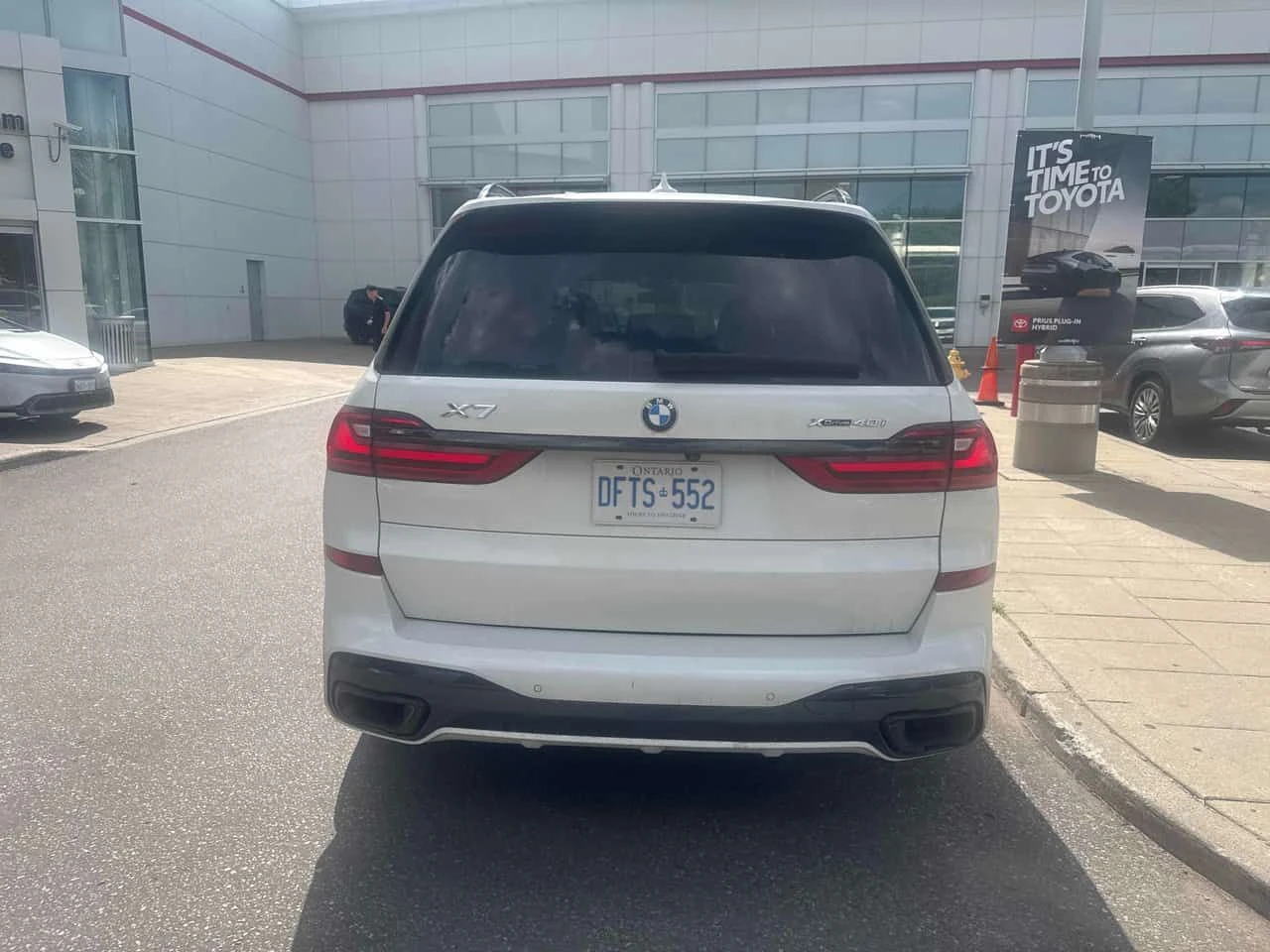 BMW X7 * xDrive40i * CARFAX * ОПЦИЯ ЗА ФИНАНСИРАНЕ , снимка 4 - Автомобили и джипове - 55711533