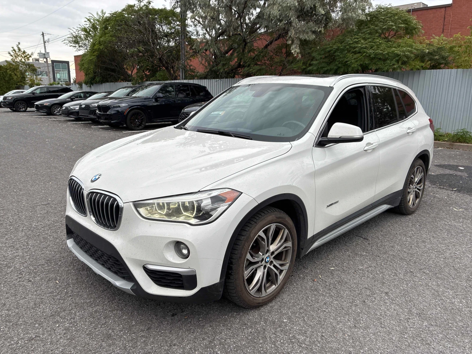 BMW X1 * xDrive28i * АВТОКРЕДИТ БЕЗ ПЪРВОНАЧАЛНА ВНОСКА